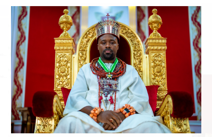 The lingering tussle between the Olu of Warri, Ogiame Atuwatse III and Chief Ayiri Emami, a business mogul and chieftain of the All Progressives Congress (APC) in Delta State has taken a violent dimension. The feud, which began when the monarch was crowned and Emami was removed as the Ologbotsere of Warri Kingdom, has divided the kingdom, especially in Okere community, Warri South local government area. Last Saturday, an attempt by the monarch to visit Okere community, believed to be the support base of Emami, was resisted by the youths, culminating in two persons feared dead as a result of shooting by soldiers drafted from the 3 Battalion, Nigerian Army, Effurun, Delta State. Sources said a section of youths in the Okere community had resisted the monarch from performing a traditional rite and desecrating the shrine by pouring anointing oil as libation on the ancient grove harbouring an ancestral shrine. Besides the two victims identified as Macaulay Uku and Daniel Grey, several others injured during the shooting were said to be loyalists of Chief Emami. While a source claimed the deceased died from injuries they sustained during the shootout with the soldiers, another source said that they were shot at close range. “Some youths had stopped the monarch from entering the community to perform the rite prompting the deployment of soldiers to the area. Their main grouse was that the monarch was planning to pour anointing oil on the shrine against the established customary rite that the people were used to,” he said. Meanwhile, a palace chief who does not want to be mentioned stated that “the monarch has the authority over lands and waters in Warri and as such his movement cannot be resisted in his kingdom. “The truth is that those youths from Okere community are those loyal to Chief Emami and opposed to the monarch.” However, the commanding officer of the Barrack, Major A. Ohegbe, confirmed the heavy presence of security personnel during the visit of the Olu of Warri to the community on Saturday. He told journalists that he was not aware of any shooting, saying the presence of soldiers was orchestrated by the resistance to the monarch’s visit by a section of the people of the Okere community.