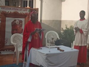 Hon. Amb. Dr. Justin Kingland (DrMoney-Dibia Ego) Celebrates End-of-Year Holy Mass with Family*